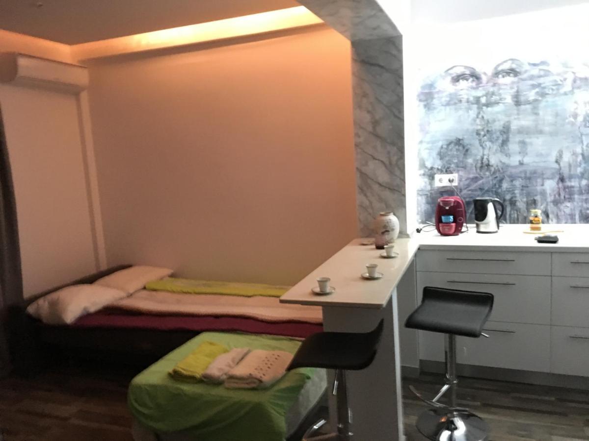 Apartment Center Piraeus Location Kastella Passalimani Port Dış mekan fotoğraf