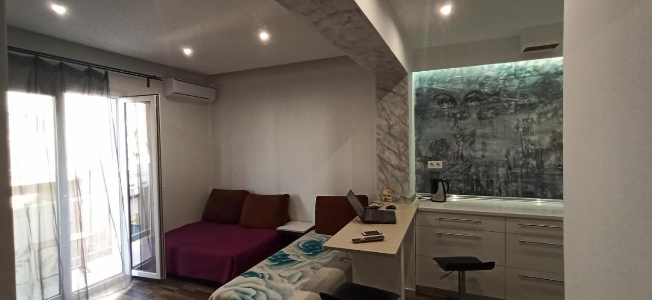 Apartment Center Piraeus Location Kastella Passalimani Port Dış mekan fotoğraf