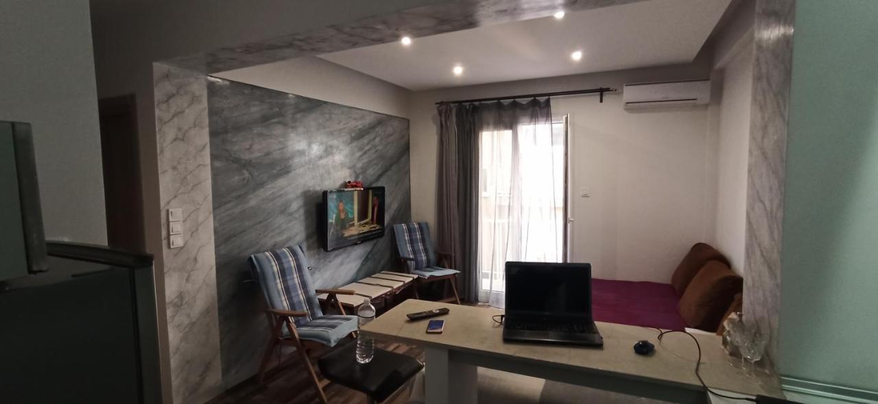 Apartment Center Piraeus Location Kastella Passalimani Port Dış mekan fotoğraf
