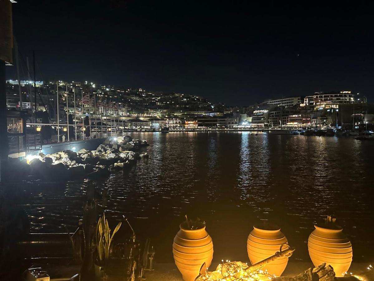 Apartment Center Piraeus Location Kastella Passalimani Port Dış mekan fotoğraf